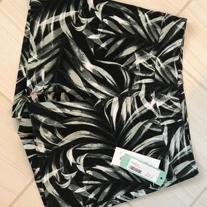 Margaret M Lea Printed Short